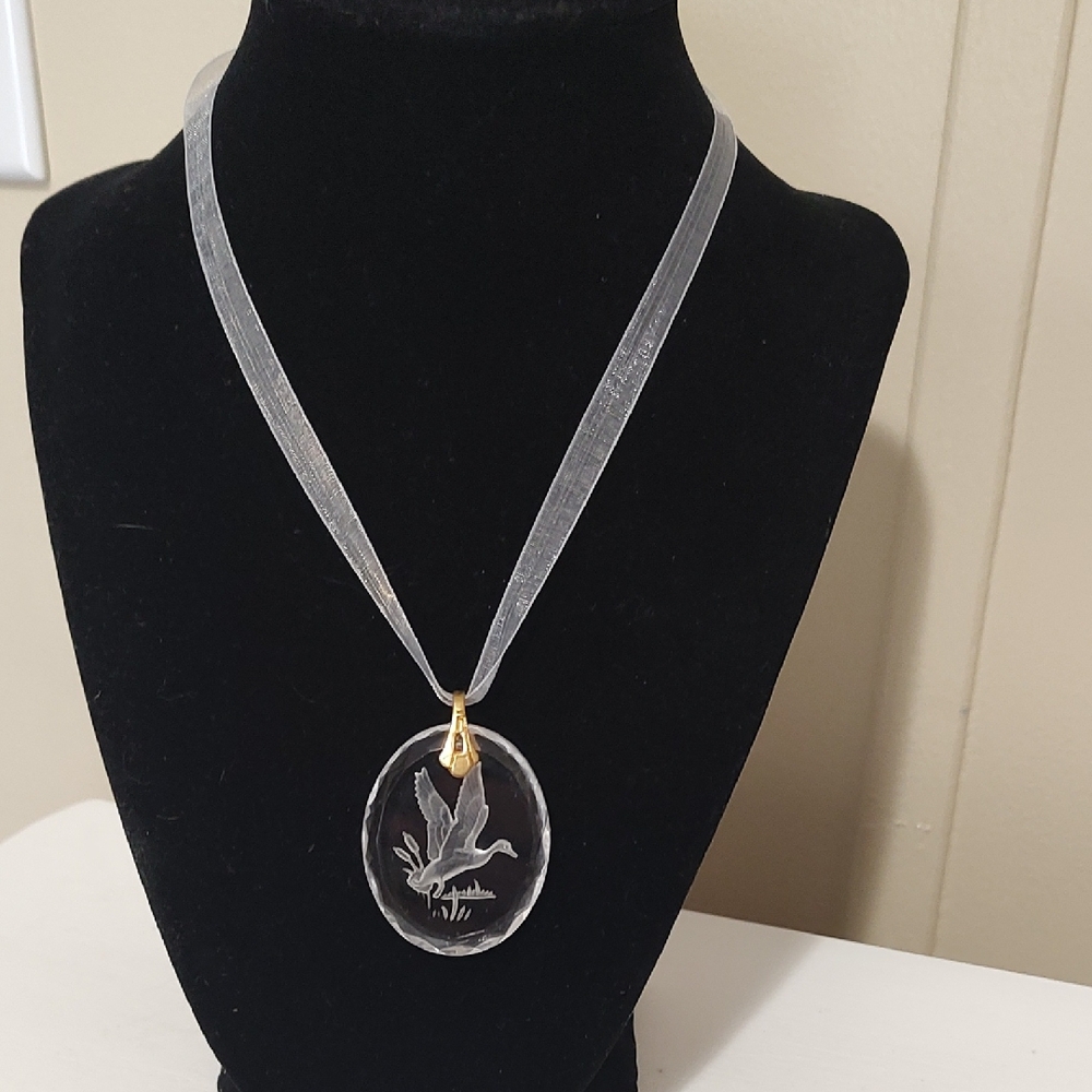 Elegant Glass Pendant Necklace
